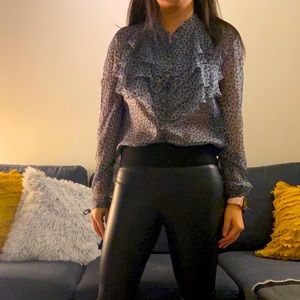 Cute French Blue/Grey Button-Down Shirt